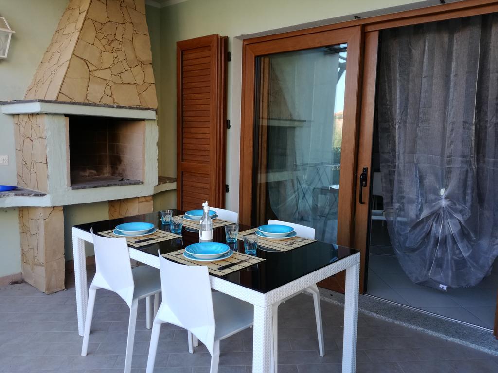 Casa Letizia Apartment Porto Pino Exterior photo